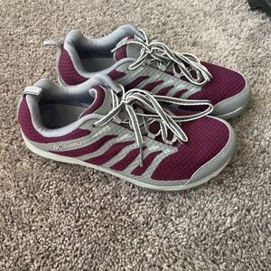Women’s Columbia size 8